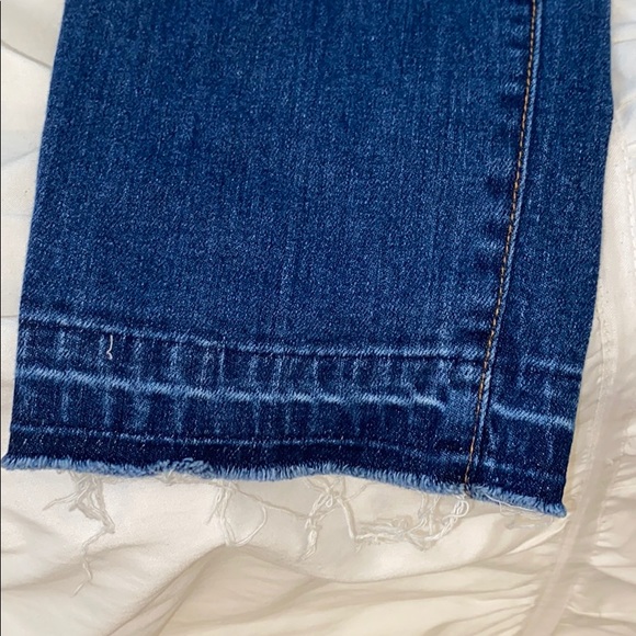 Lightly Ripped STS Blue jeans - Picture 3 of 6